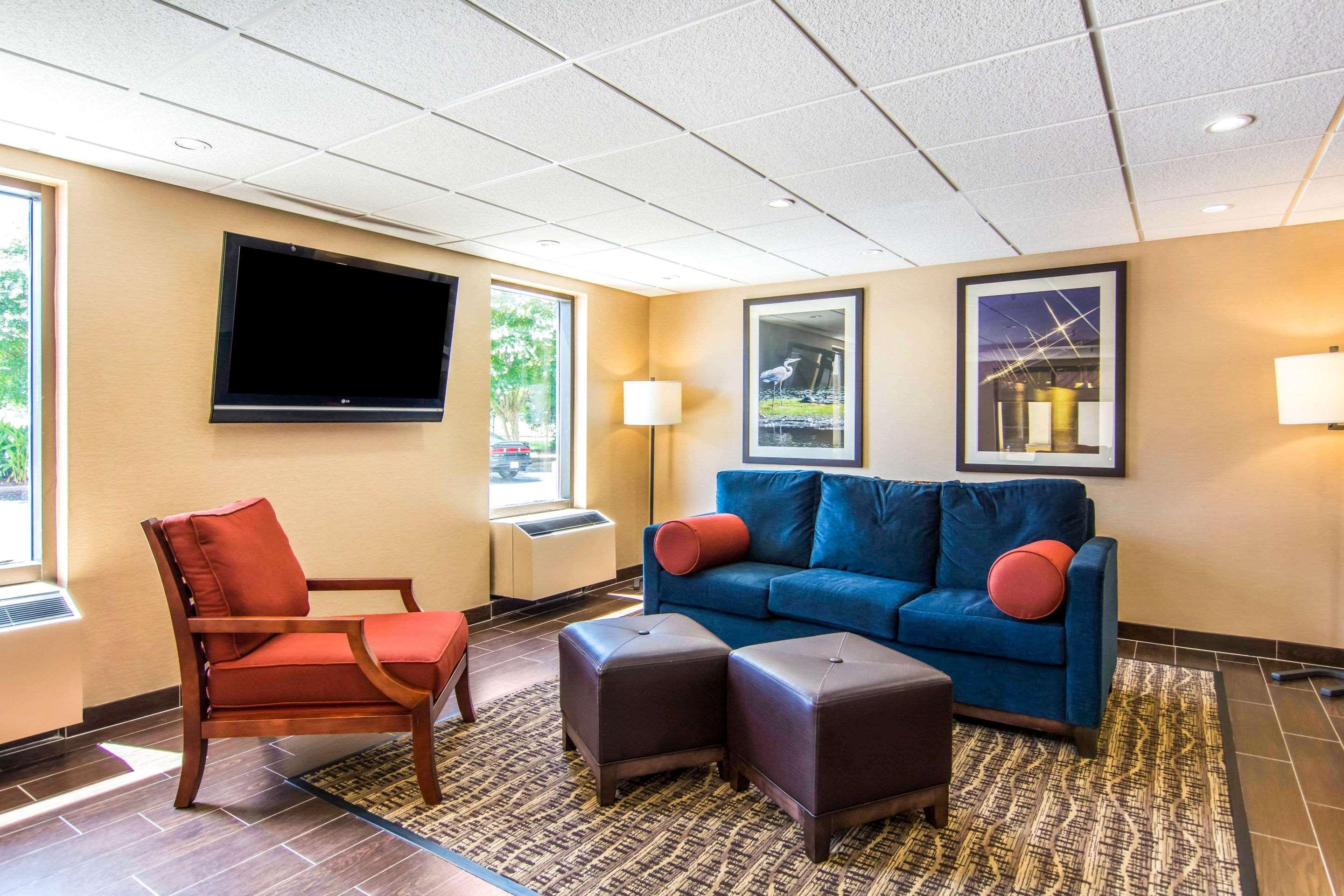 Comfort Inn Newport News-Williamsburg East Eksteriør billede